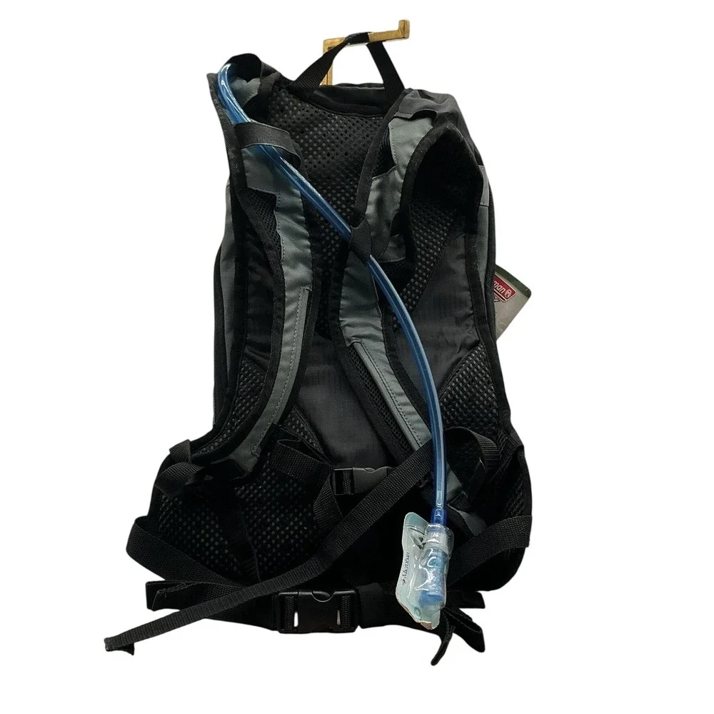 Coleman MAX Hydration Backpack 2L Water Reservoir Black Grey Hiking Pack 854 CI‎